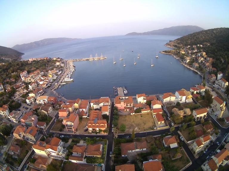 Dionisis Apartments Agia Efimia ภายนอก รูปภาพ