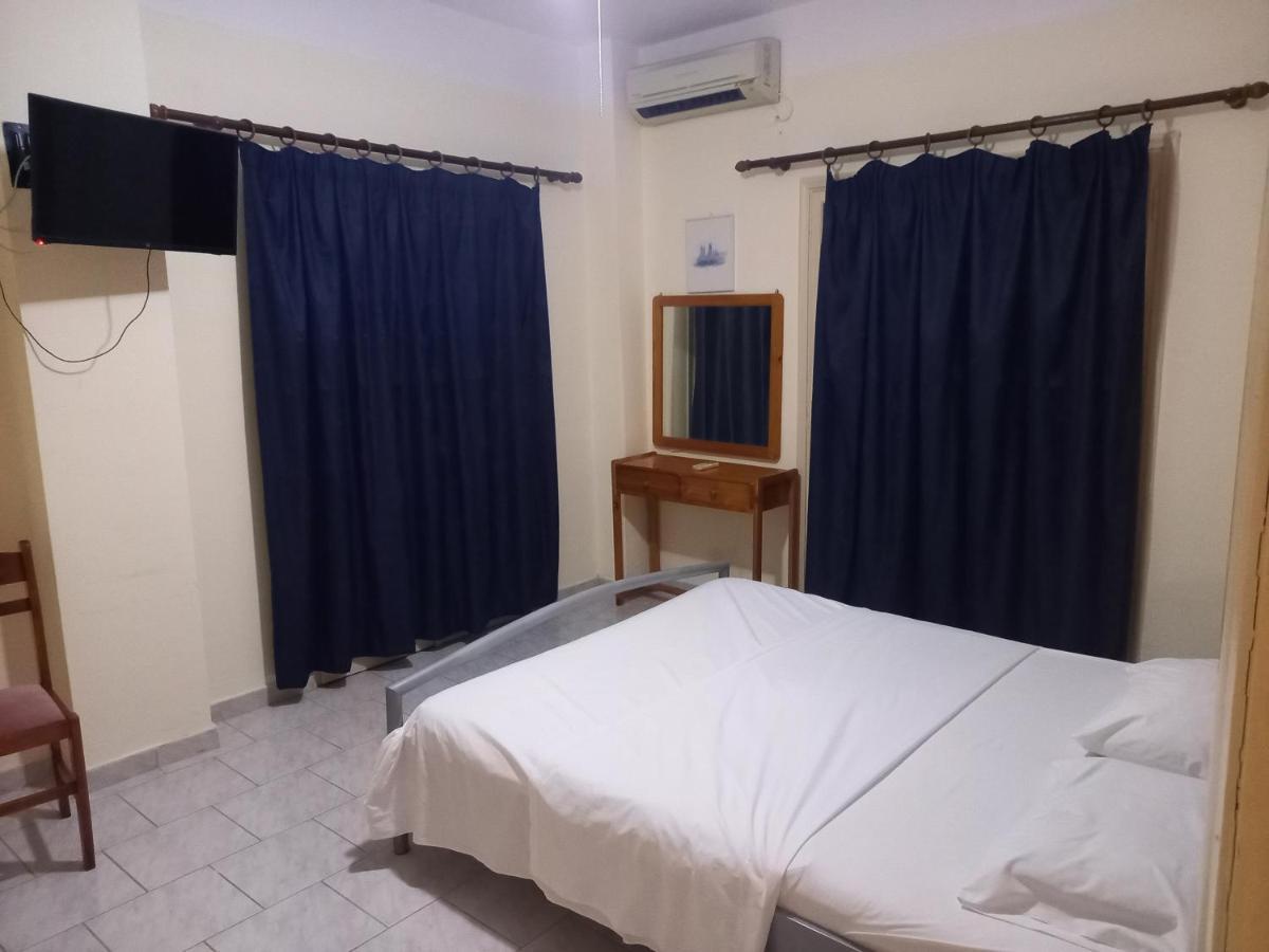 Dionisis Apartments Agia Efimia ภายนอก รูปภาพ