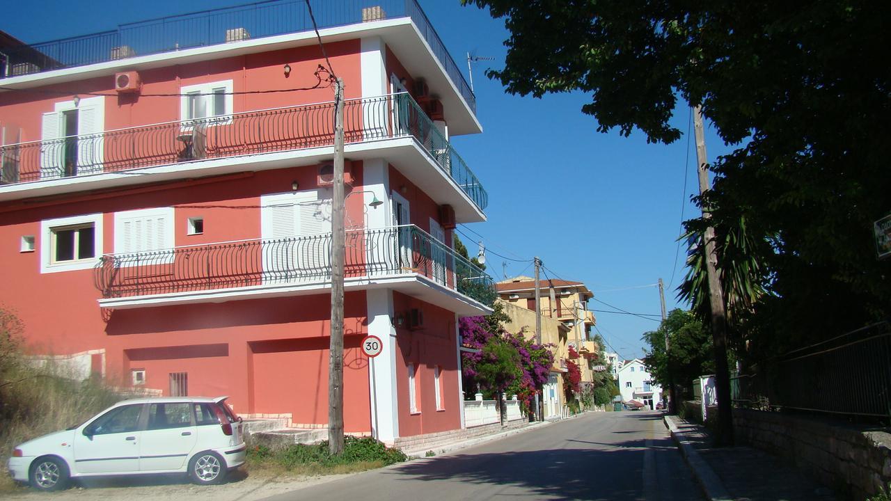 Dionisis Apartments Agia Efimia ภายนอก รูปภาพ